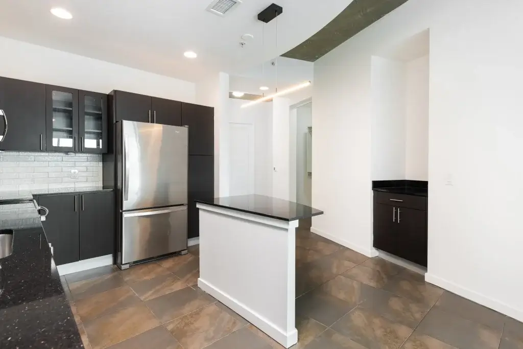 fl ankr s3 0x1 850sqft kitchen 5